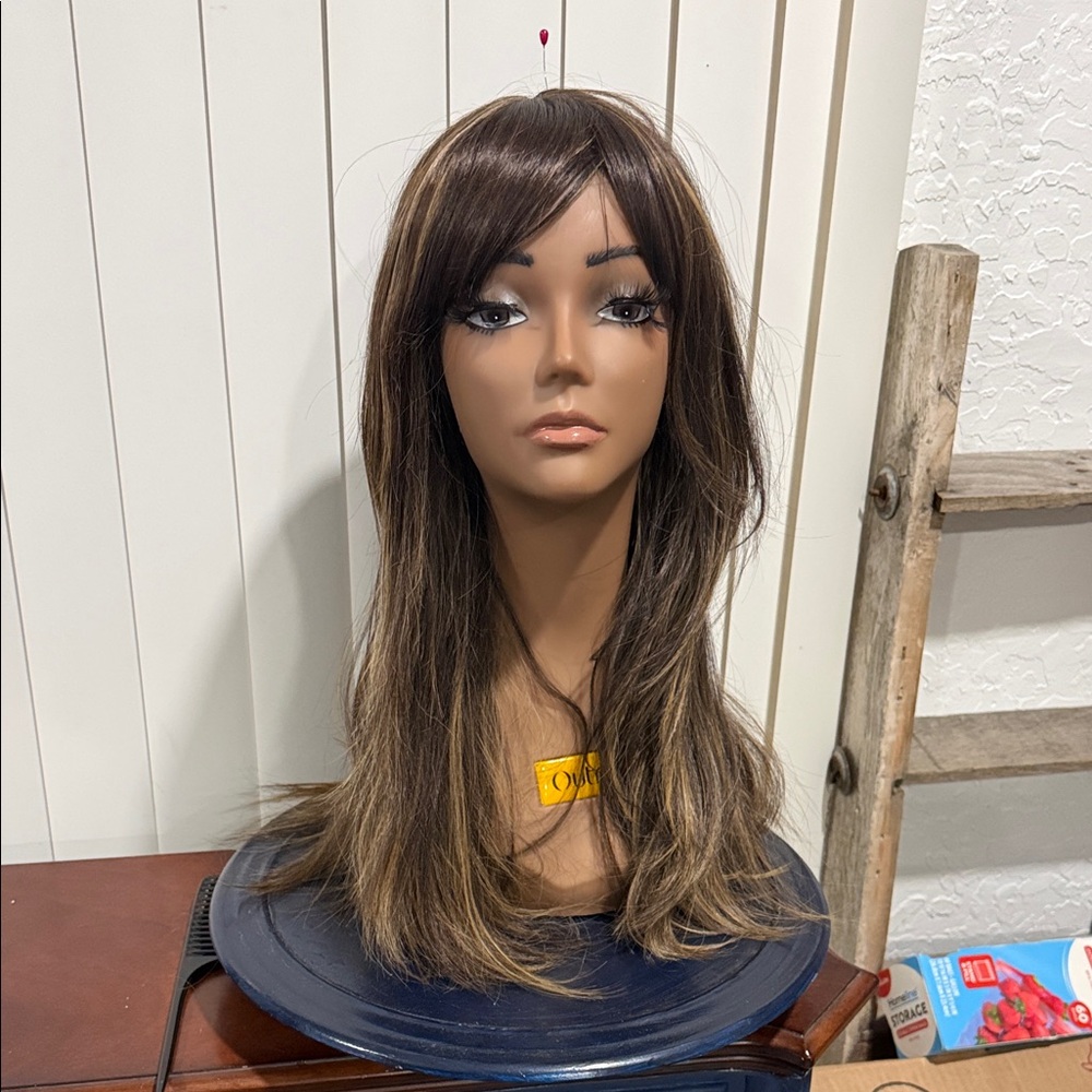 #100 Women’s Brown Straight Hair Wig - Natural-Look